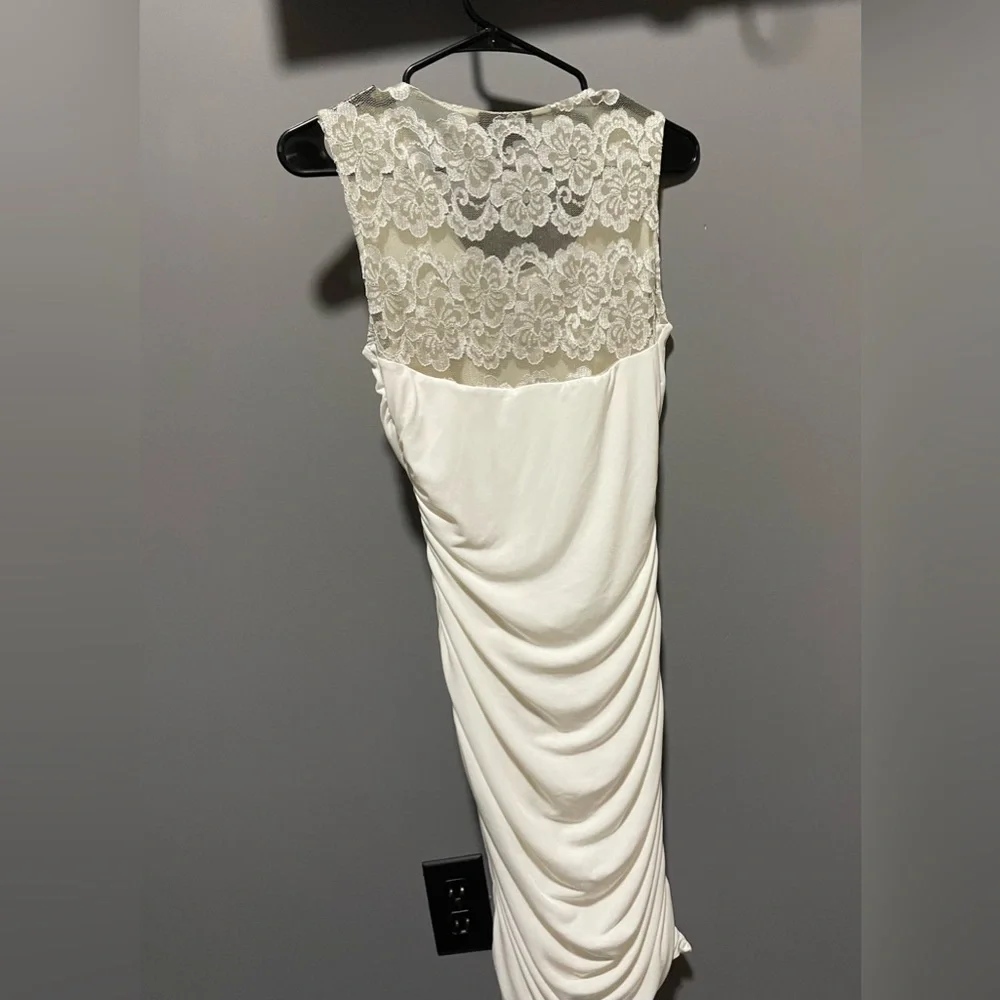 WHITE DRESS - Picture 3 of 3